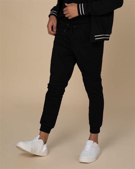 Joggers for short men. Things To Know About Joggers for short men. 